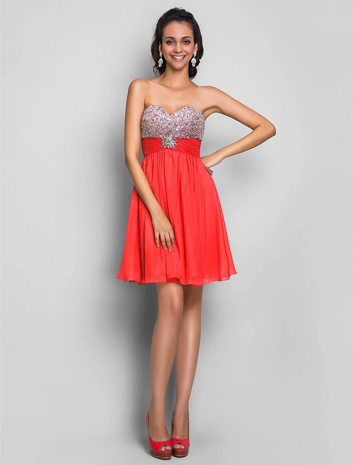 A-Line Cute Dress Wedding Guest Short / Mini Sleeveless Sweetheart Chiffon with Ruched Crystals Beading