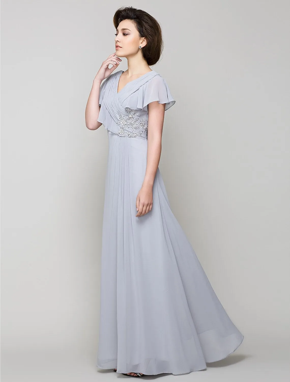 A-Line Mother of the Bride Dress Elegant V Neck Floor Length Chiffon Sleeveless No with Criss Cross Crystals