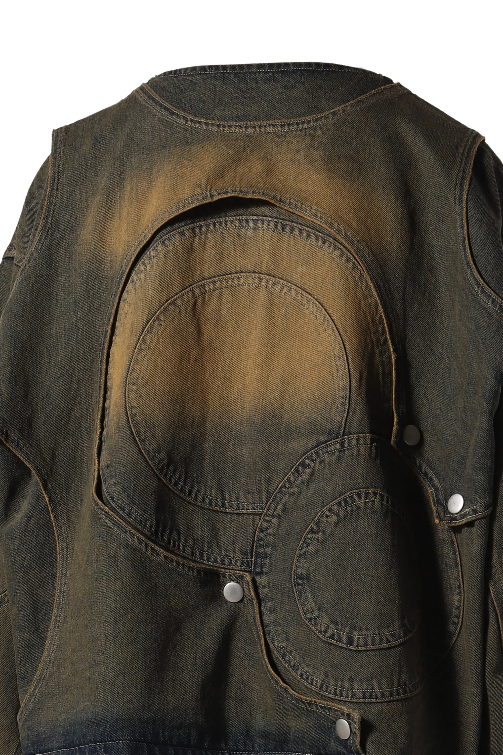 CIRCLE CUT-OUT DENIM JACKET / RUSTED BROWN