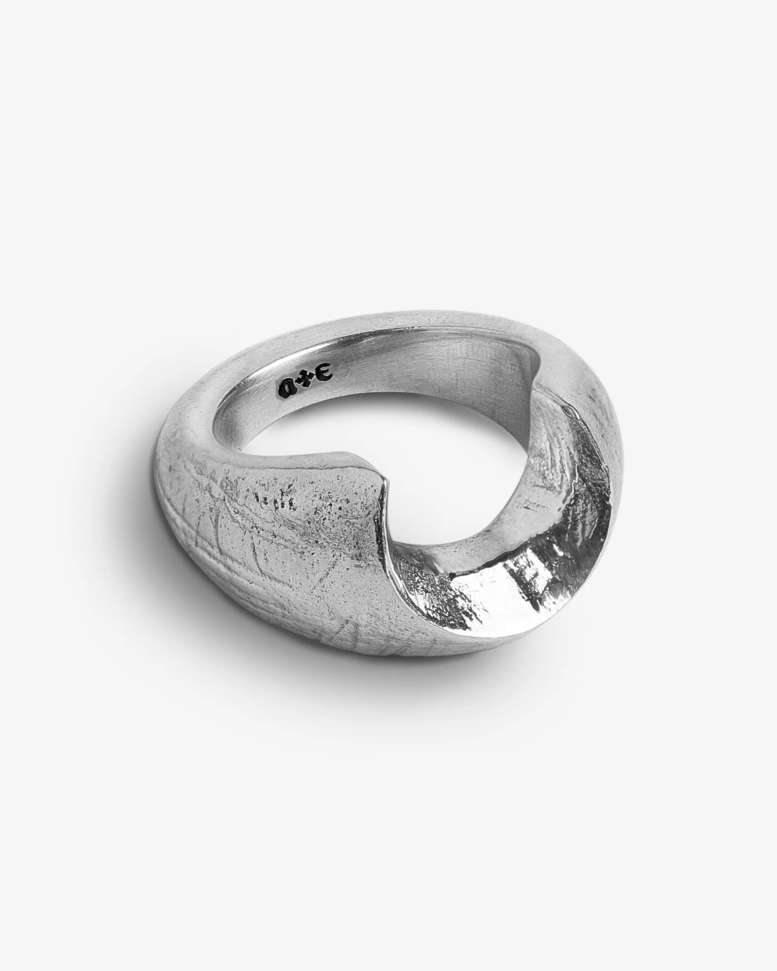 Equinox Ring