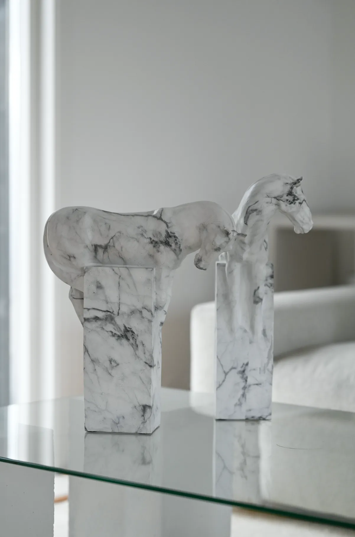 MOOD HORSE SCULPTURE MARBLE